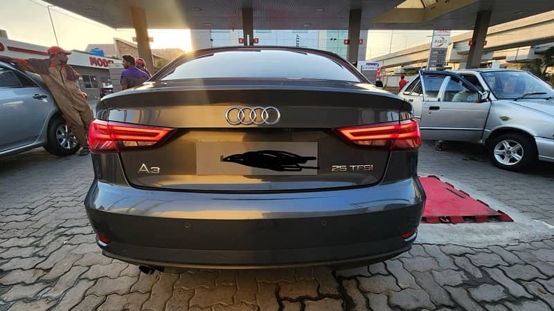 Audi A3 2017 1