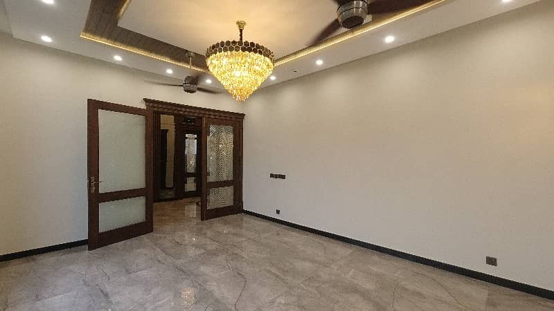 1 Kanal House For Sale In DHA Phase 7 Lahore 6
