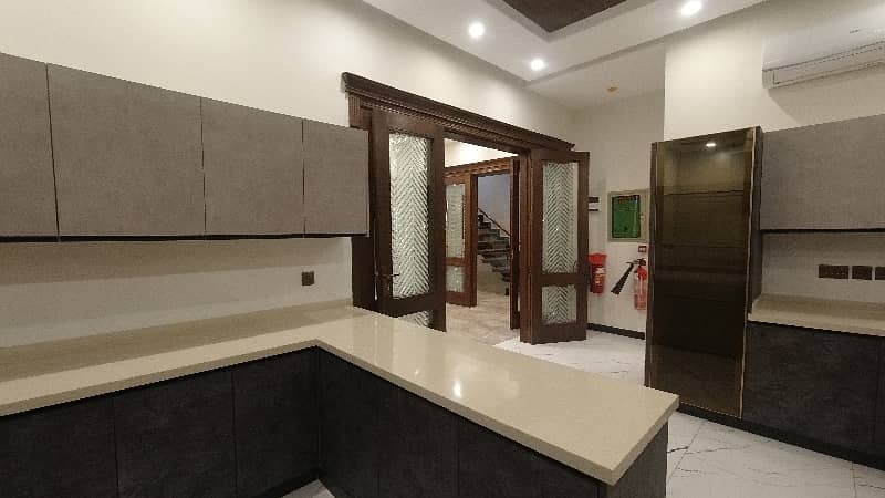 1 Kanal House For Sale In DHA Phase 7 Lahore 11