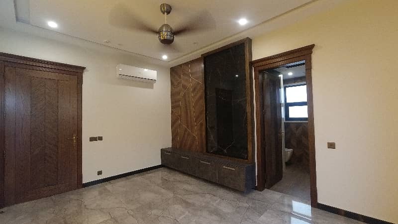 1 Kanal House For Sale In DHA Phase 7 Lahore 14