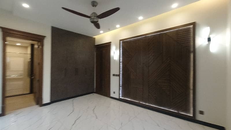 1 Kanal House For Sale In DHA Phase 7 Lahore 29