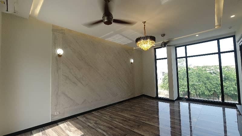 1 Kanal House For sale Available In DHA Defence 20