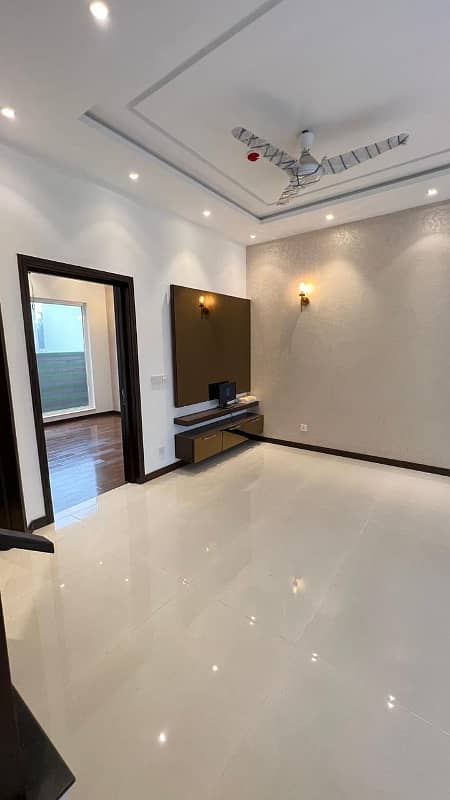 5 Marla House Available For Rent In DHA Phase-3 21