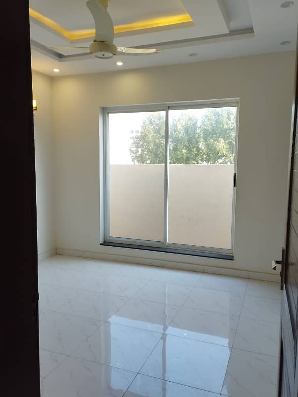 5 Marla House Available For Rent In DHA 9 Town 13