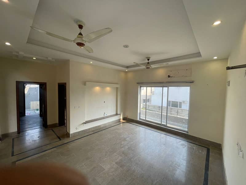 1 Kanal House Upper Portion Available For Rent In State Life Housing Society. 16
