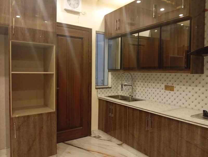 1 Kanal Brand New House Available For Rent In State Life Housing Society Phase-1 8