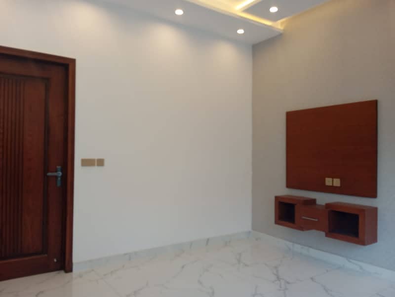 1 Kanal Brand New House Available For Rent In State Life Housing Society Phase-1 19