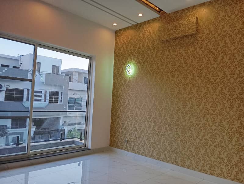 1 Kanal Brand New House Available For Rent In State Life Housing Society Phase-1 37