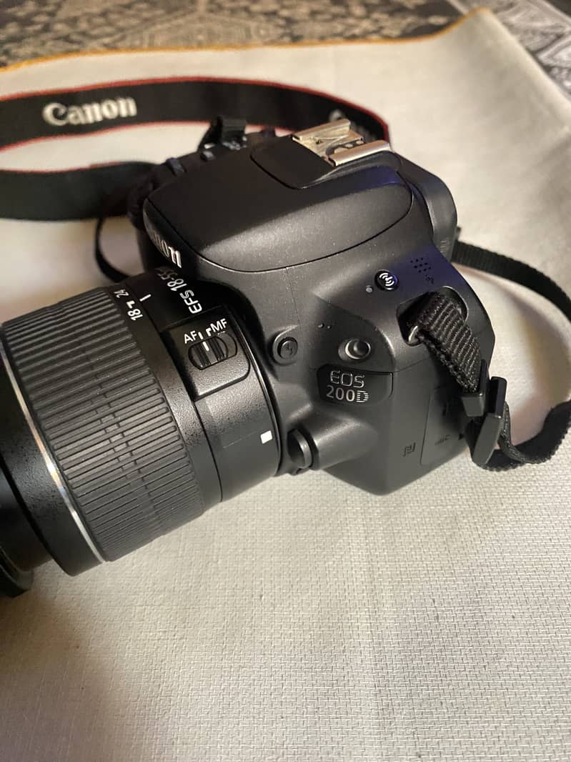 Canon 200D camera for sale in Multan 4