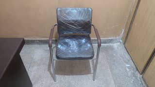 Office Chair in almost new condition in G-10 Markaz