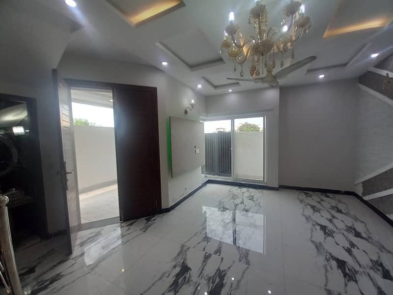 5 Marla 3 Bedroom House For Rent 9 Town DHA Lahore 7