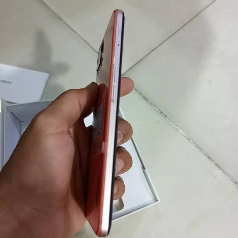 Oppo F 17 8/128, 10/10 condition with org dabba only 2