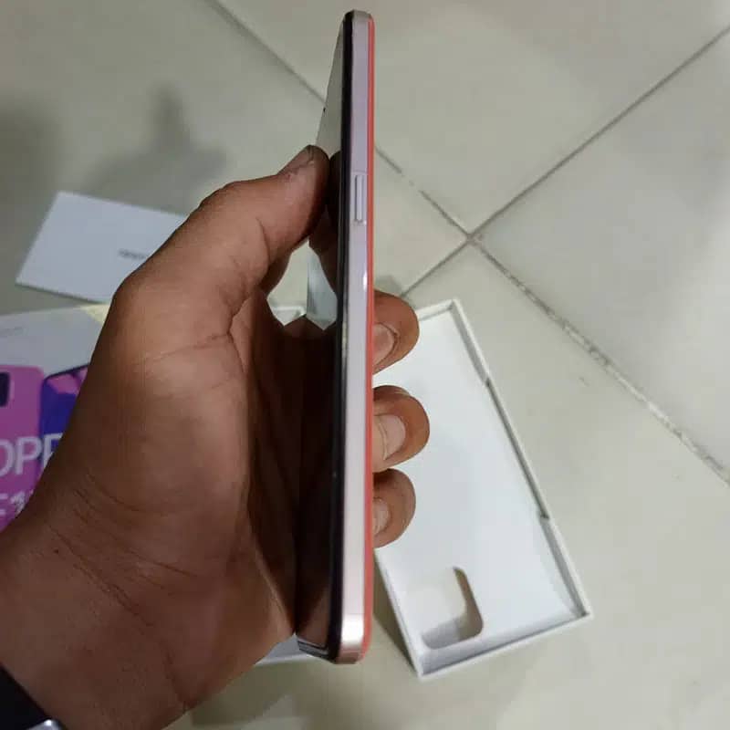 Oppo F 17 8/128, 10/10 condition with org dabba only 3