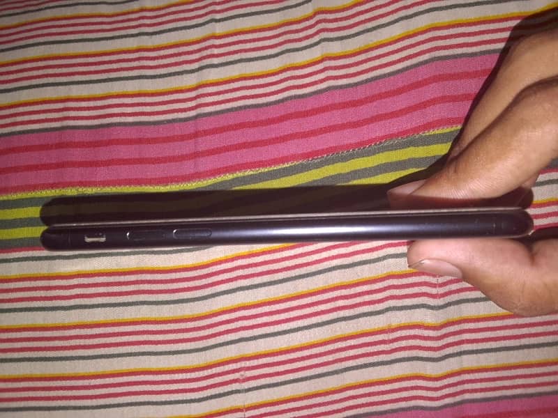 iPhone SE 2020 non pta 10/10 condition ha (((NO EXCHANGE )) 5