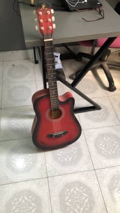 Guitar in excellent condition (with bag)