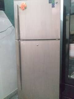 pel company ka good condition refrigerator  all genuin two doors 0