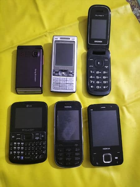 nokia , Sony Ericsson, Samsung, Motorola 7