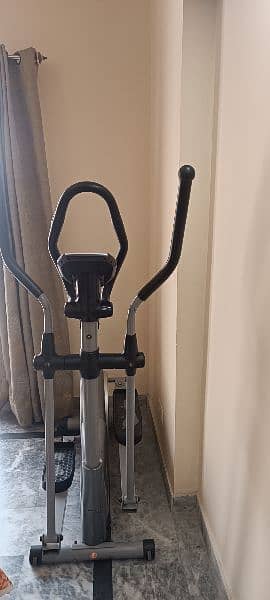 Elliptical Exercise Machine 0