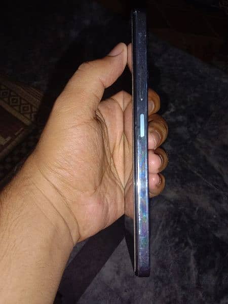 infinix note 30 16gb 256 GB non PTA Malaysian device 5month use only 2