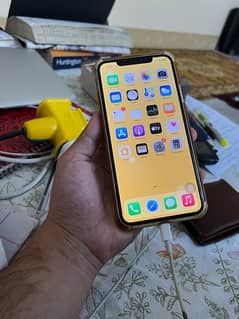 Iphone 11 pro max 256gb pta approved