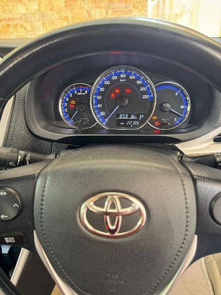 Toyota Yaris ATIV 1.3 A/T 2022 Model 100% Original 15