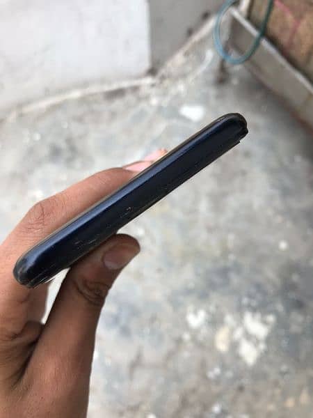 oppo a5s 3 32 ram totally genuine urgent sale only call 5