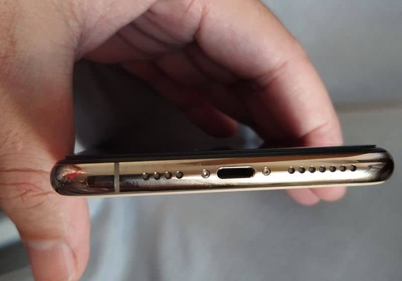 iPhone 11 Pro Max Golden PTA Approved 5
