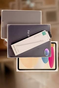 Ipad 10 Gen with box, charger, pencil and cases