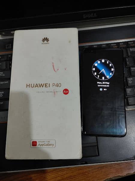 Huawei P40.8/128. Dual sim. 12