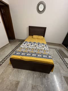 Single Bed with Mattress 0
