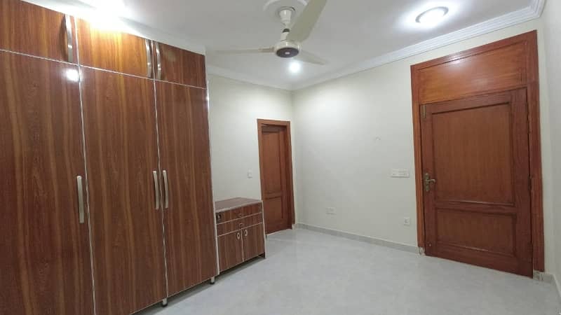 This Is Your Chance To Buy House In Islamabad 8