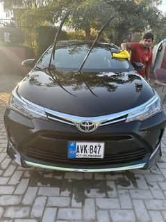 Toyota Corolla Altis Grande X CVT-i 1.8 Black Interior 0