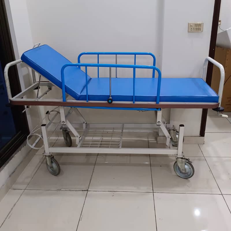 Manufacture Hospital Furniture Medical Bed Patient Bed Surgical Bed 11