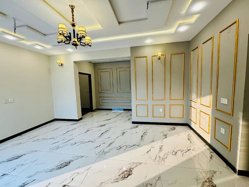 8.5 Marla House for Rent in Buch Villas Multan 8