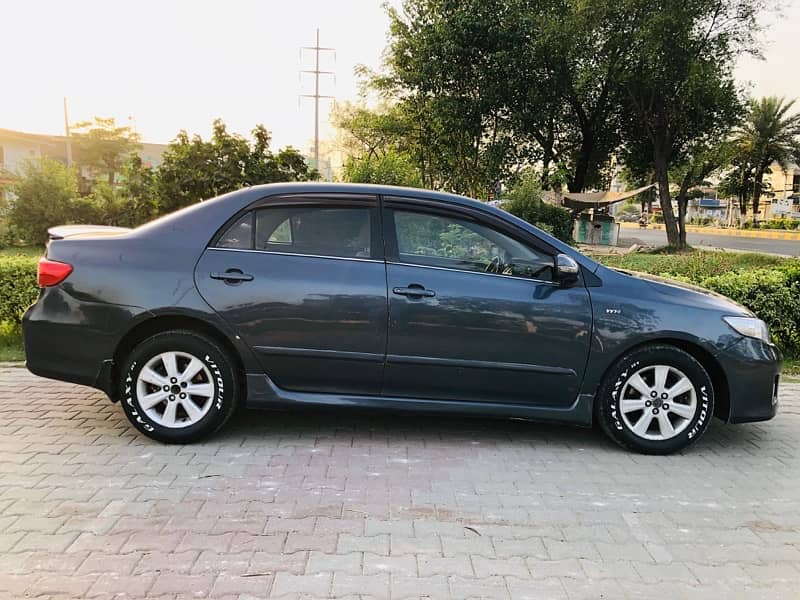 Toyota Corolla Altis 2009 3