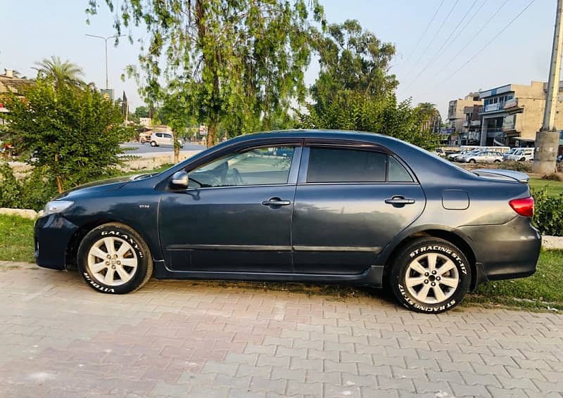 Toyota Corolla Altis 2009 4