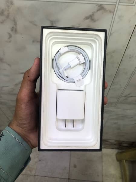 IPhone 11 pro max 512gb pta Approved 11