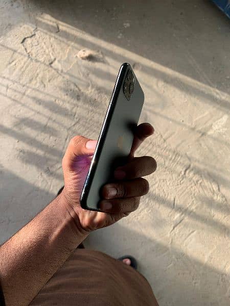 iphone 11 pro max 256 gb non pta 5