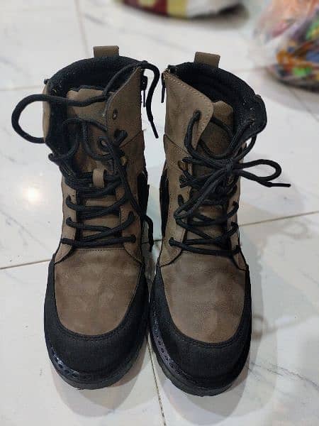 Defacto Boots Made in Turkey 1