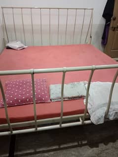 selling iron bed