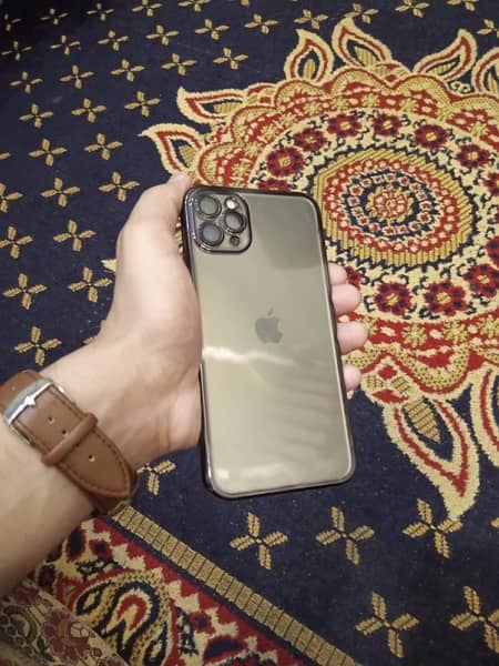 iPhone 11 Pro Max ( Sale firstly ) 3