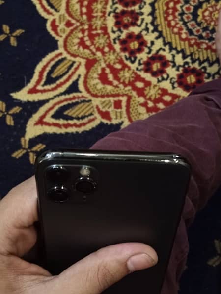 iPhone 11 Pro Max ( Sale firstly ) 5