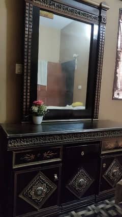 Dressing table wooden