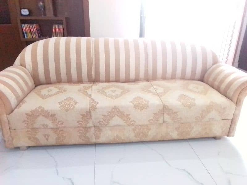 beautiful sofa 0