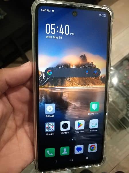 Infinix Hot 30 8+8/128 1