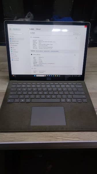 Microsoft Surface 2 Laptop 1