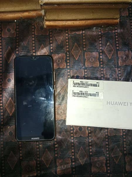 Huawei Y 6 prime 1