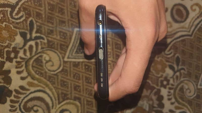 OnePlus n200 5g 4+3/64 1