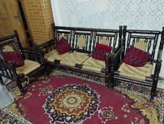 5 seater traditional Perrhi sofa with table