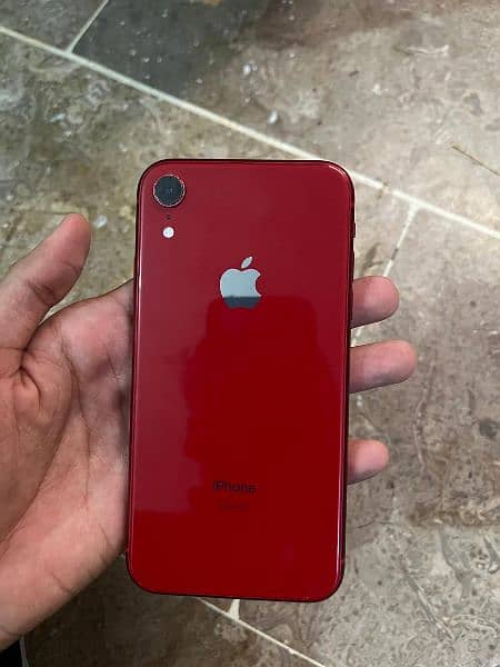 iphone XR 64 gb factory unlock 93% battery 0